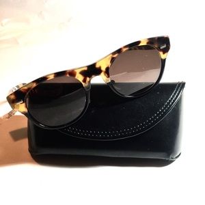 ☀️GUCCI☀️ Tortoise Frame Sunglasses